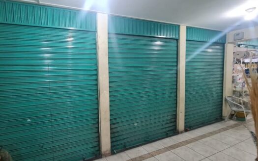 TIENDA COMERCIAL CALLE PIZARRO CON SAN CAMILO